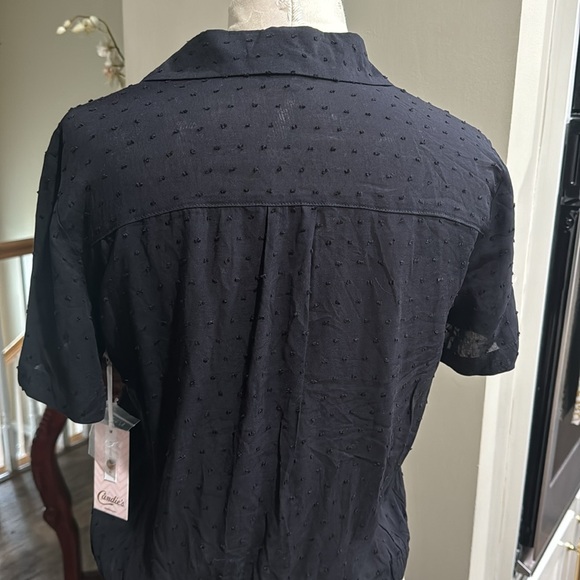 Candie’s Black blouse with short sleeve collar with buttons on front - Picture 7 of 11